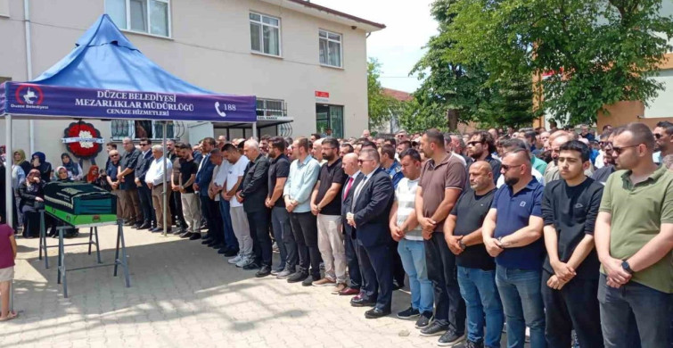 Düzce belediye başkanının şoförü erdem çakır son yolculuğuna uğurlandı