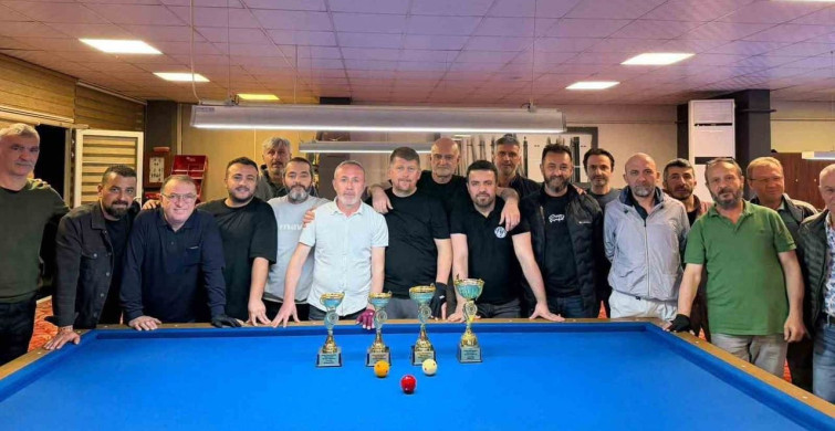 Düzce Gençlik Haftası’nda 3 Bant Bilardo Turnuvası Sona Erdi