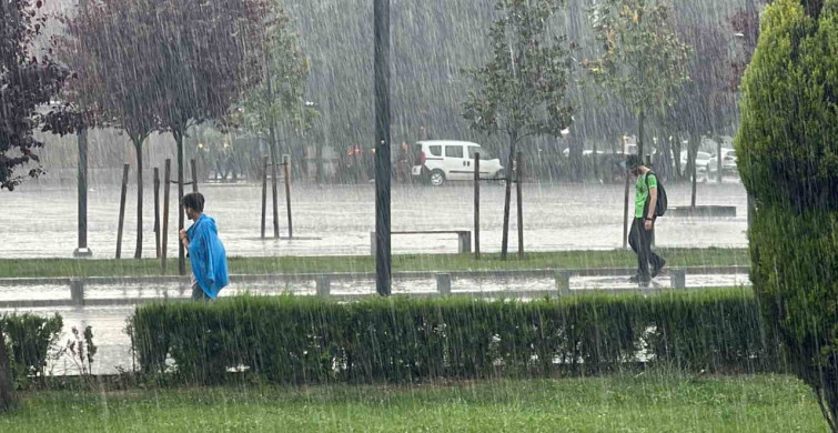 Düzce ve Çevresine Kuvvetli Yağış Uyarısı