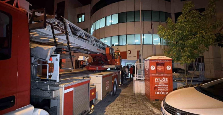 Düzce'de Huzurevinde Yangın: 54 Kişi Güvenli Bölgelere Tahliye Edildi