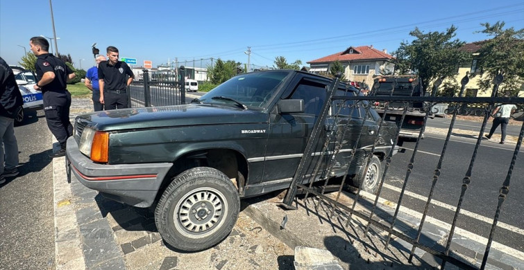 Düzce'de Otomobil ile Tır Çarpıştı: 7 Yaralı
