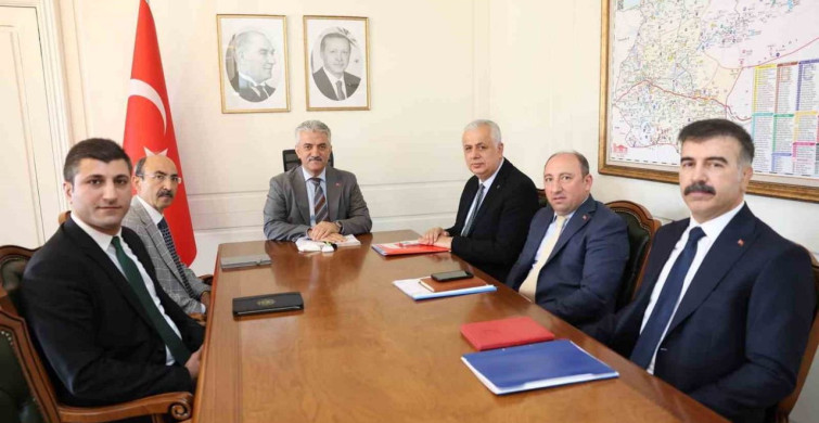 Düzce'de projeler haftalık toplantıda değerlendirildi