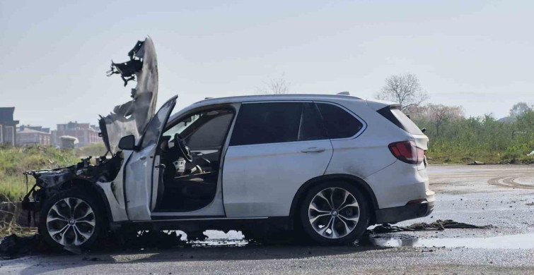 Düzce'de Seyir Halindeki Cip Yangın Çıkardı