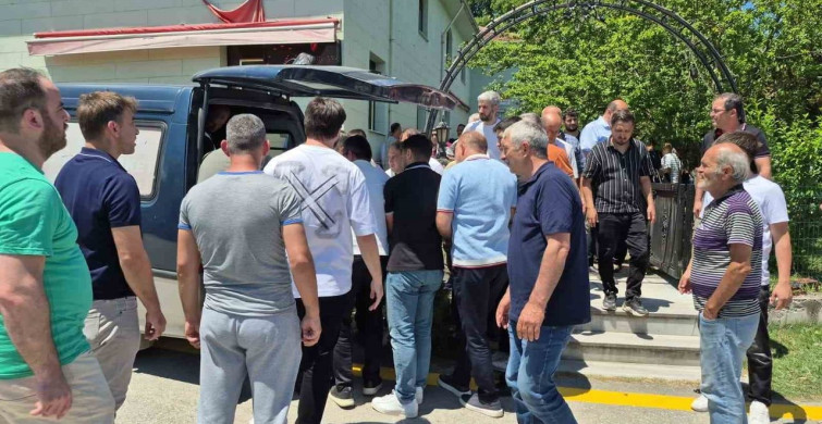 Düzce'de trafik kazasında hayatını kaybeden Metin Sarıbaş son yolculuğuna uğurlandı