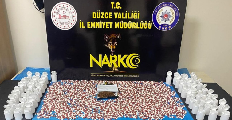 Düzce'de Uyuşturucu Operasyonu: 2 Bin 694 Hap Ele Geçirildi
