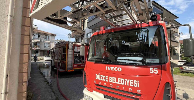 Düzce'de Yangın Paniği: İtfaiye Hızla Müdahale Etti