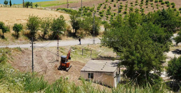 Ebu Sadık Türbesi'nde Yeni Peyzaj Çalışmaları
