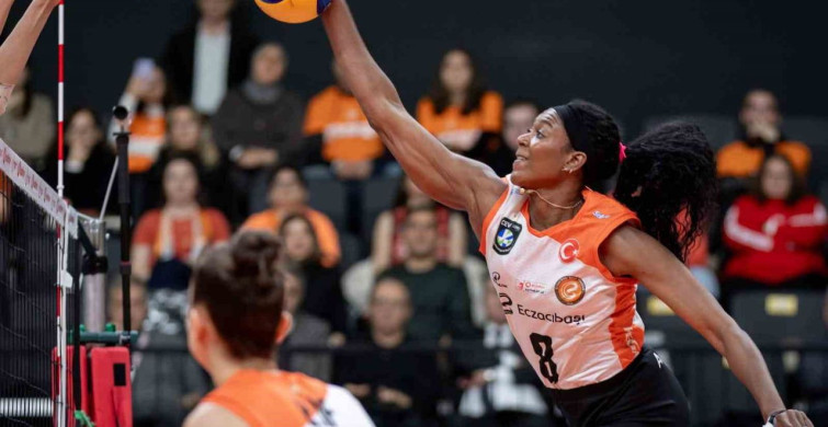 Eczacıbaşı Dynavit Play-Off Serisine Kötü Başladı