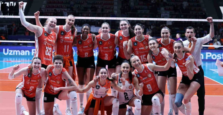 Eczacıbaşı Dynavit, Sultanlar Ligi'ni 3. sırada Geride Bıraktı