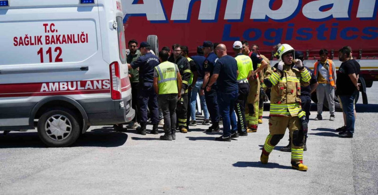 Edirne Kapıkule yolunda tır ve SUV çarpıştı, sürücü hayatını kaybetti