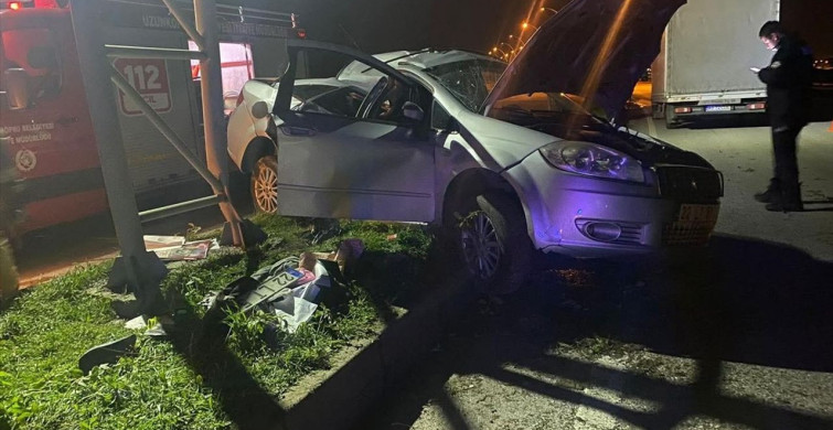 Edirne'de Direğe Çarpan Araçta Üzücü Kaza