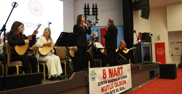 Edirne'de Kadın Türküleri Konseri İle Cinsiyet Eşitliği Vurgusu