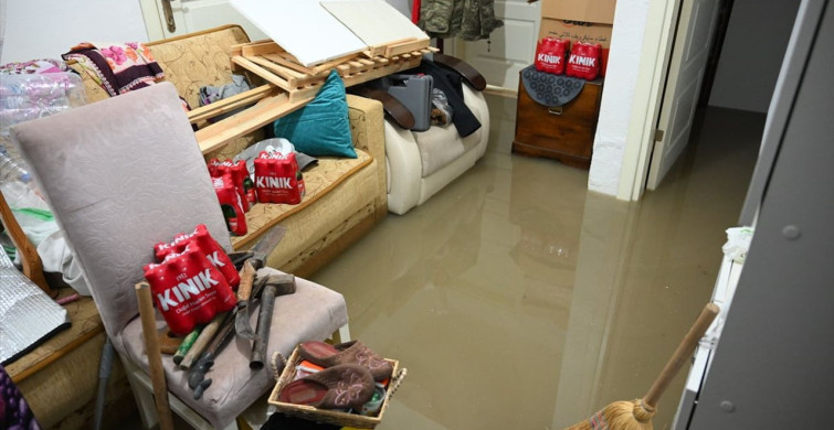 Edirne'de Kuvvetli Sağanak Yağış Etkisini Sürdürüyor