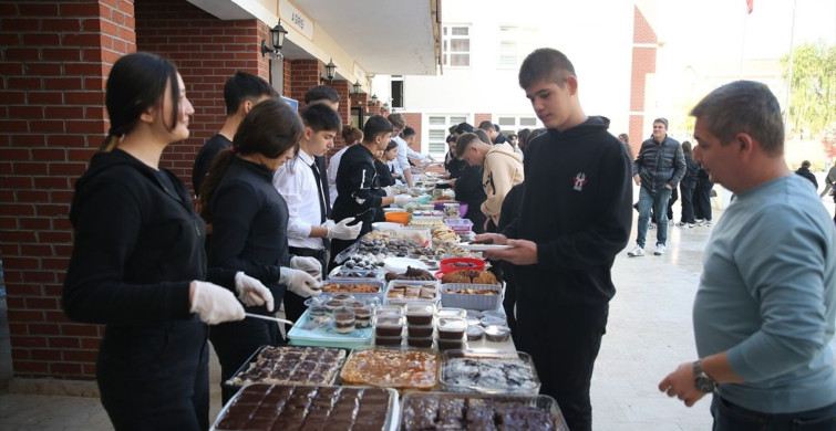 Edirne'de Öğrencilerden Gazze Yararı Kermes