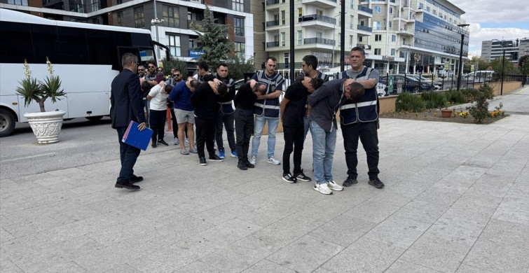 Edirne'de Şehit Ailesini Dolandıran 11 Kişi Adli İşleme Tabi Tutuldu