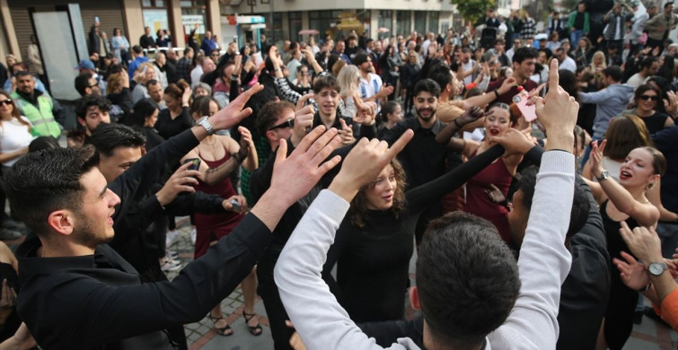 Edirne'de Trakya Dans Festivali Coşkusu