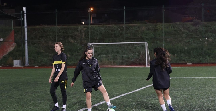 Edirne'nin Kadın Futbol Takımı Şampiyonluk İçin Hazırlanıyor