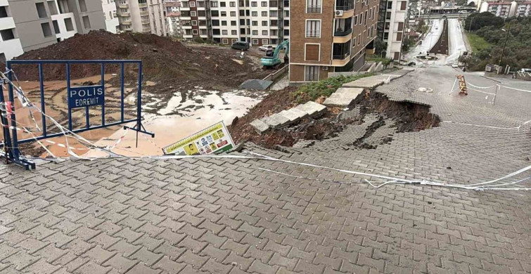 Edremit'te İnşaat Alanında Toprak Kayması