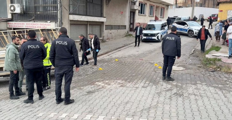 Edremit'te Silahlı Kavga: 2 Yaralı