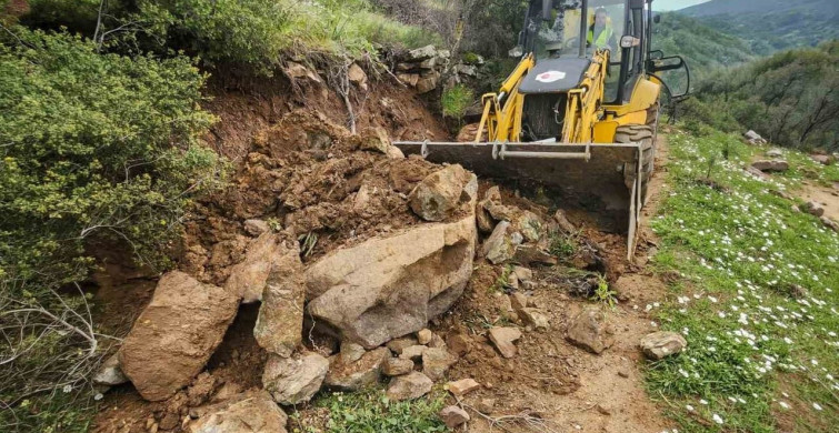 Efeler Belediyesi Yol Yenileme Çalışmalarına Hız Verdi