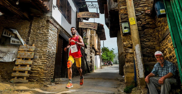 Efeler Yolu Ultra Trail'de Uluslararası Yarış Heyecanı