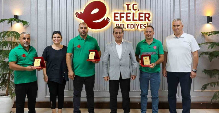 Efeler’de hayat kurtaran belediye personeline anlamlı ödül
