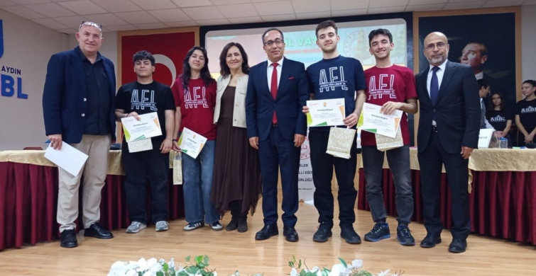 Efeler'de İklim Krizi Mücadelesi İçin Münazara Düzenlendi