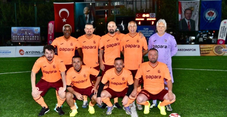 Efsane Futbolcular Emir Yuşa İçin Sahaya Çıktı