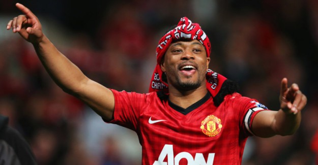 Efsane Oyuncu Evra Futbolu Bıraktı!