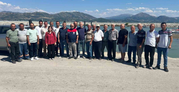 Eğirdir'de su ürünleri avcılığına yönelik bilgilendirme toplantısı düzenlendi