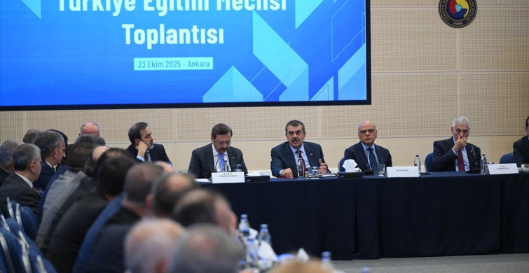 Eğitimde İnsan Hakları Vurgusu: Bakan Tekin TOBB Türkiye Eğitim Meclisi'nde Konuştu