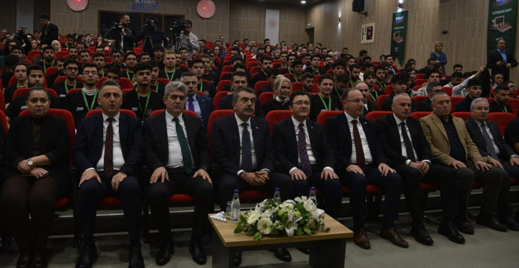 Eğitimde Yeni Dönem: Milli Eğitim Bakanı Tekin'in Açıklamaları