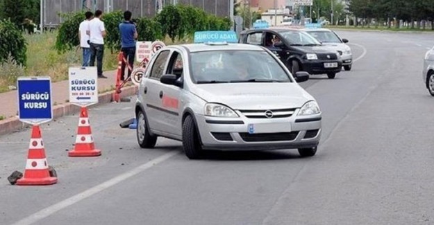 Ehliyet Direksiyon Sınavı Hakkında Bilinmesi Gerekenler!