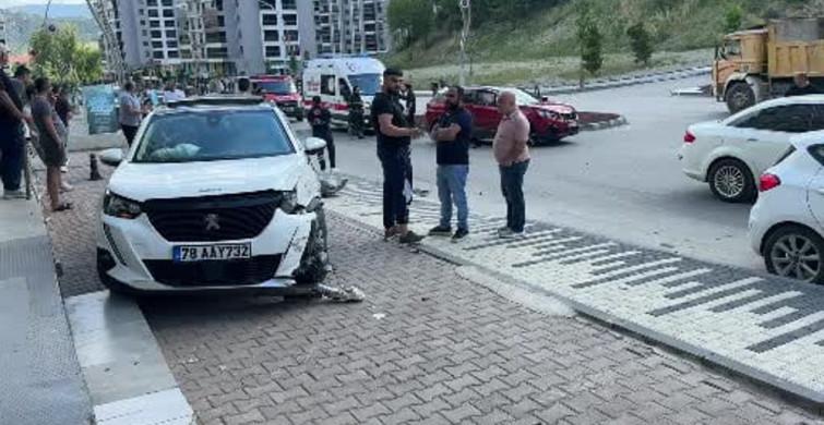 Ehliyetsiz sürücünün neden olduğu kazada anne ve kızı yaralandı