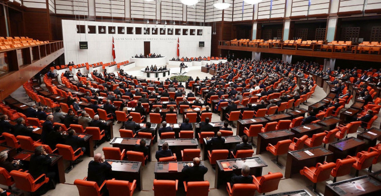 Ek gösterge emeklileri nasıl etkileyecek? TBMM Plan ve Bütçe Komisyonu Torba Kanun Teklifini kabul etti!