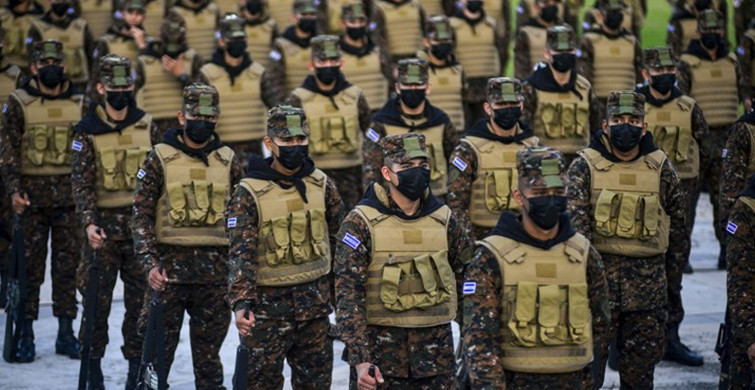 El Salvador'da Asker Sokağa Çıktı! Ülkede Son 48 Saatte 30'dan Fazla Cinayet Yaşandı!