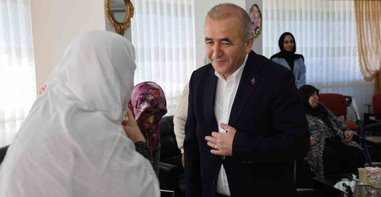 Elazığ Valisi Numan Hatipoğlu'ndan Huzurevi Ziyareti