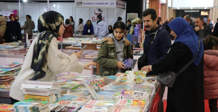 Elazığ'da 6. Kitap Fuarı Heyecanı