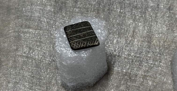 Elazığ'da 7500 Yıllık Taş Mühür Keşfi