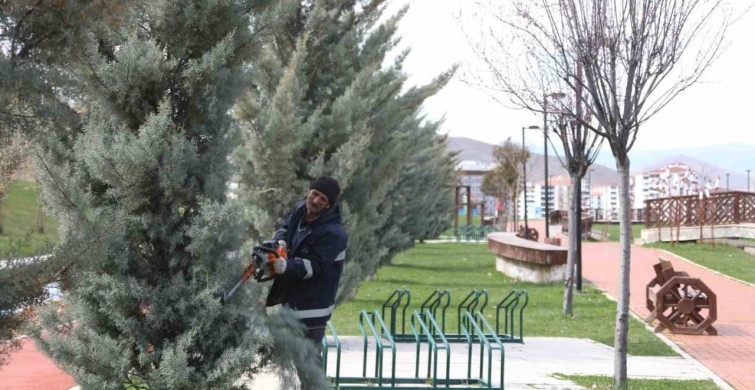 Elazığ'da Bahar Temizliği: Kent Köy Yaşam Alanı Yenileniyor