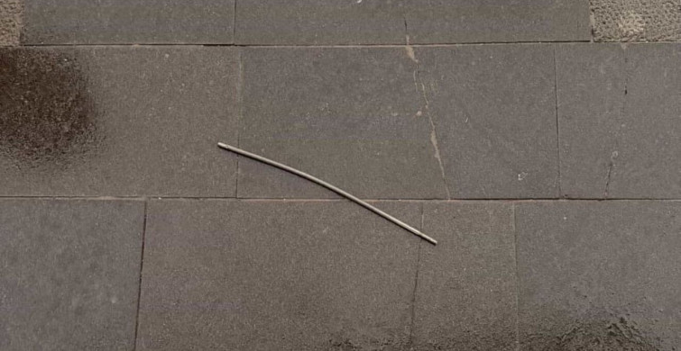 Elazığ'da Demir Çubuk Yaraladı