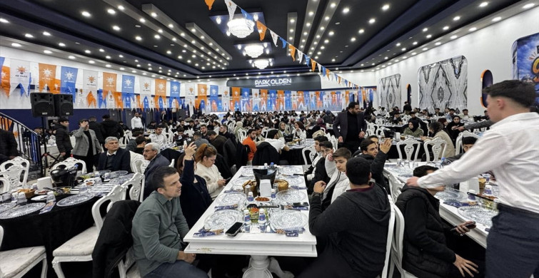 Elazığ'da Gençlik Sofrası İftar Programı