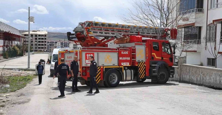 Elazığ'da İki Gün Haber Alamadıkları Yaşlı Adam Evinde Uyuyordu