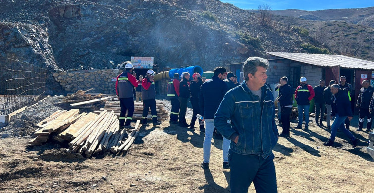 Elazığ'da maden ocağında göçük: 3 kişi enkaz altında kaldı