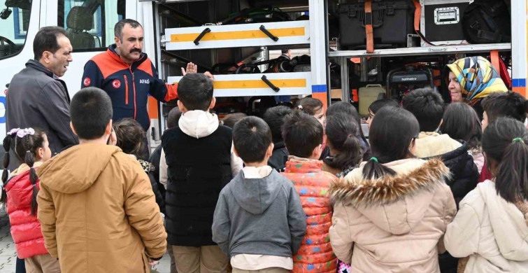 Elazığ'da Öğrencilere Afet Bilinci Eğitimi