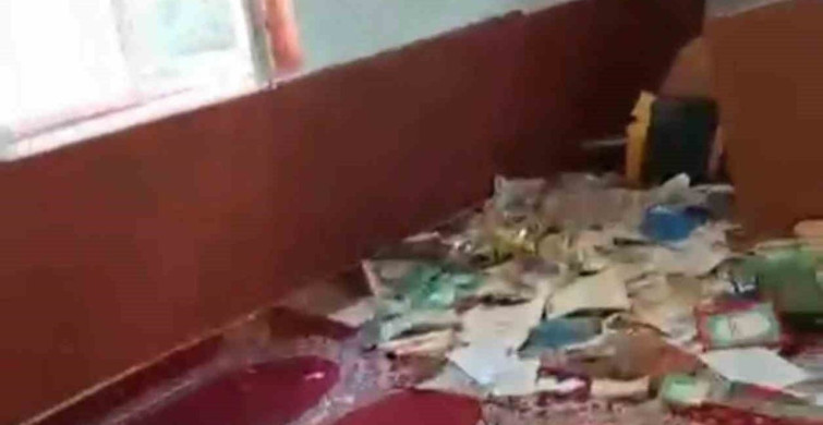 Elazığ'daki tahrip edilen köy camisi onarıldı