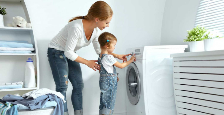 Elektrik faturanızı yarı yarıya indirmek için çamaşır makinenize sadece 1 kaşık eklemeniz yeterli olacak!