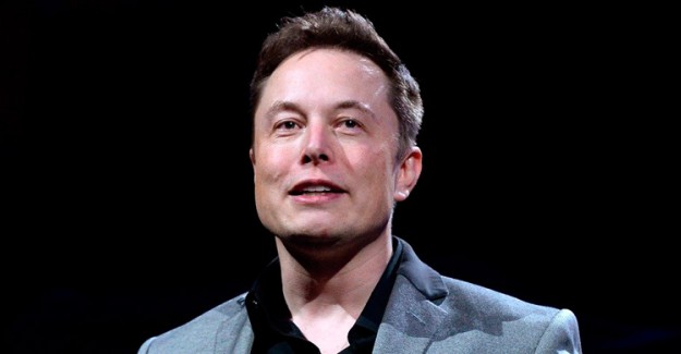 Elon Musk Bir Rekora Daha İmza Attı