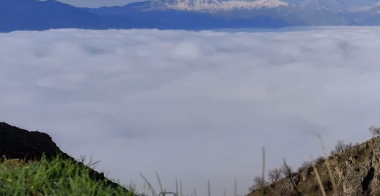 Elyos Mahallesi'nde Görsel Şölen: Sis Denizinde Kaybolan Doğa
