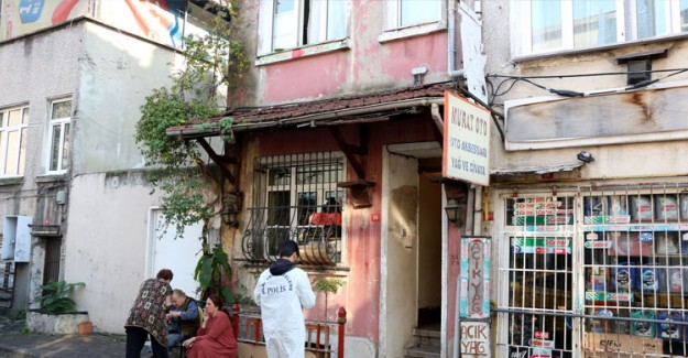 Emekli Başkomiser Kızını Öldürdü